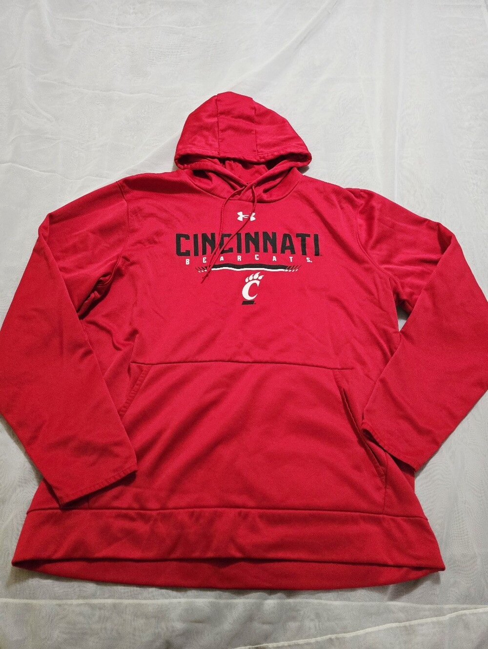 Under Armour University of Cincinnati Bearcats Hooded Sweatshirt Red Black